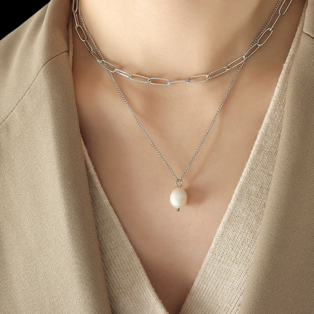 Lita Necklace