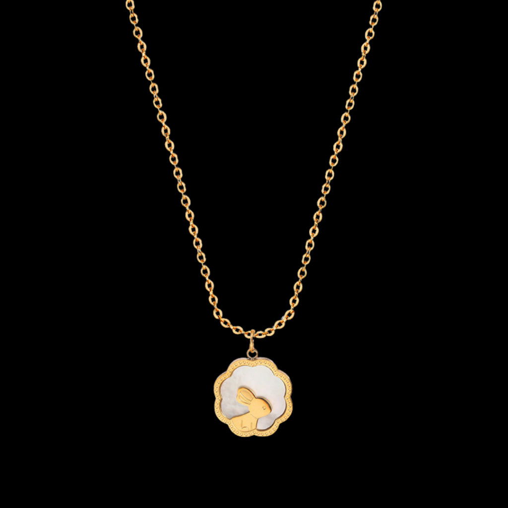 Arista Necklace