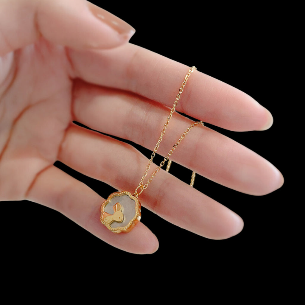 Arista Necklace