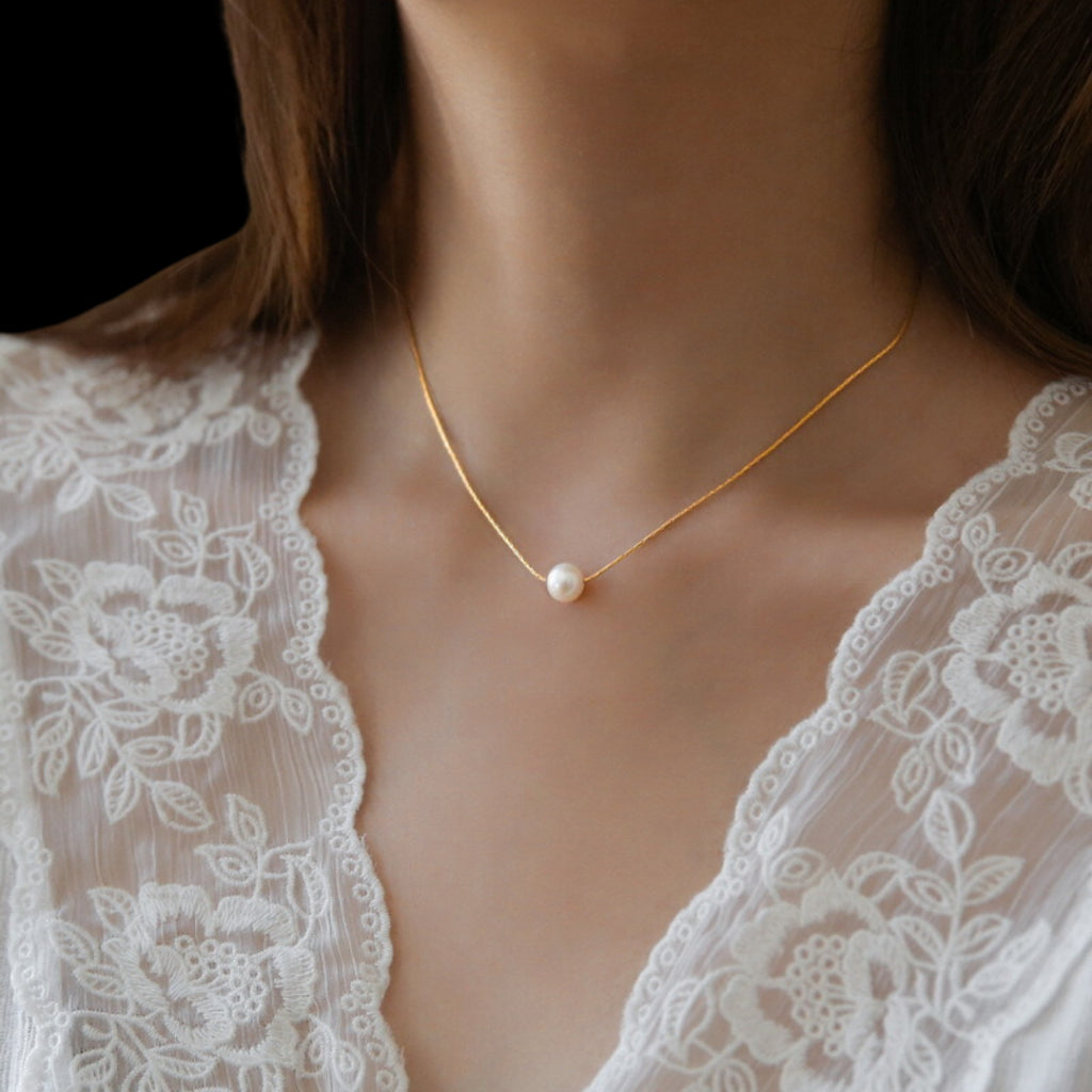 Mae Necklace
