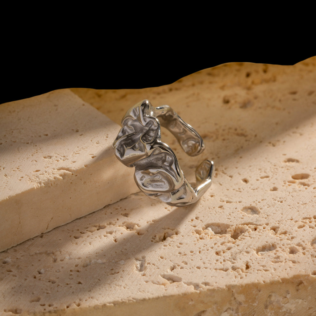Val  Ring