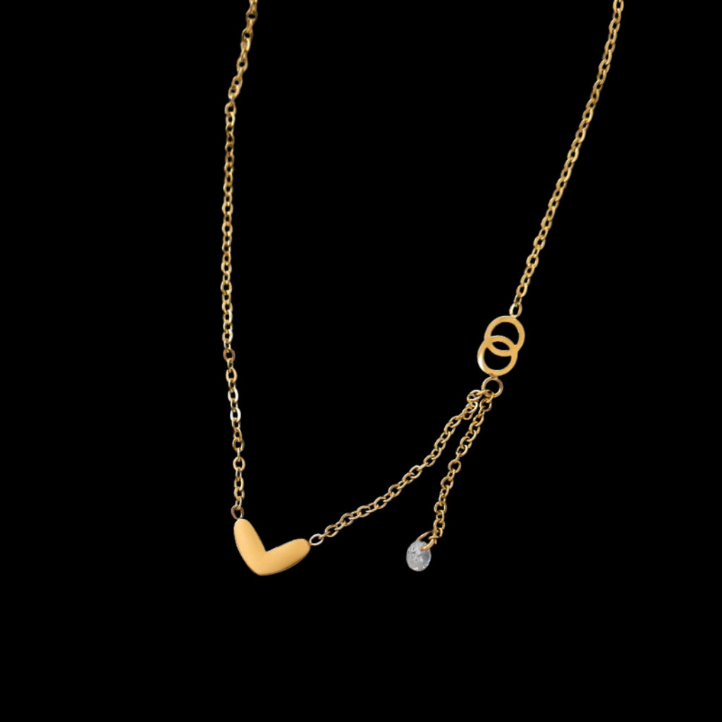 Amor Necklace