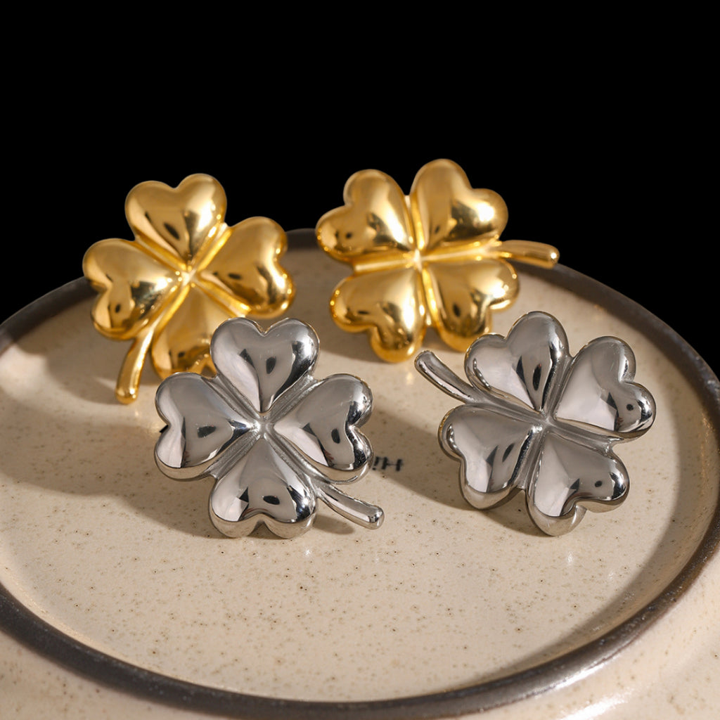 Della Earrings