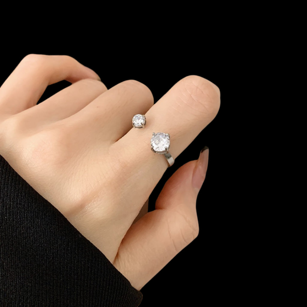 Ava Ring