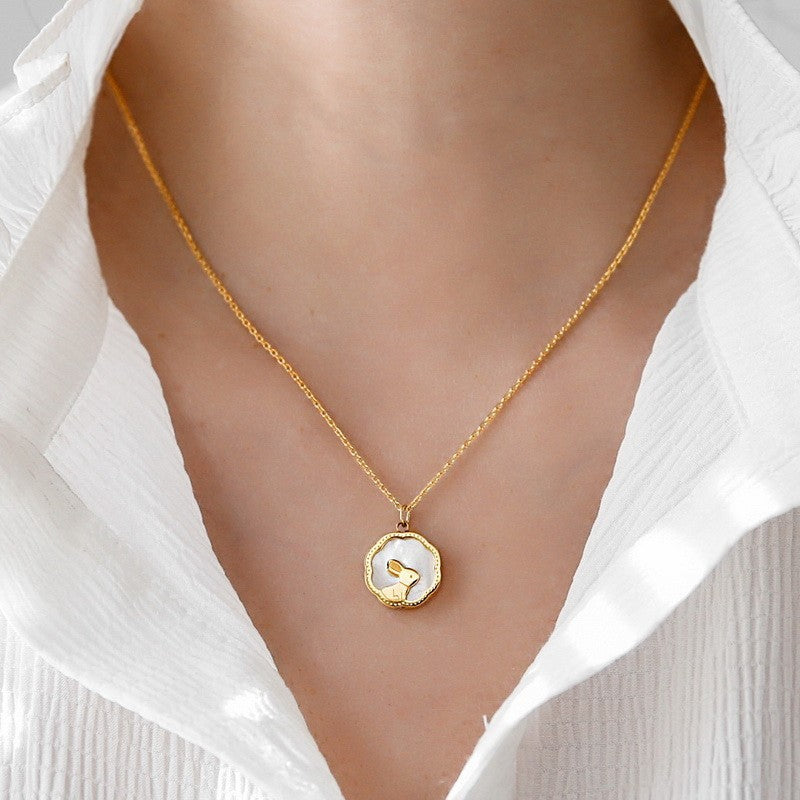 Arista Necklace