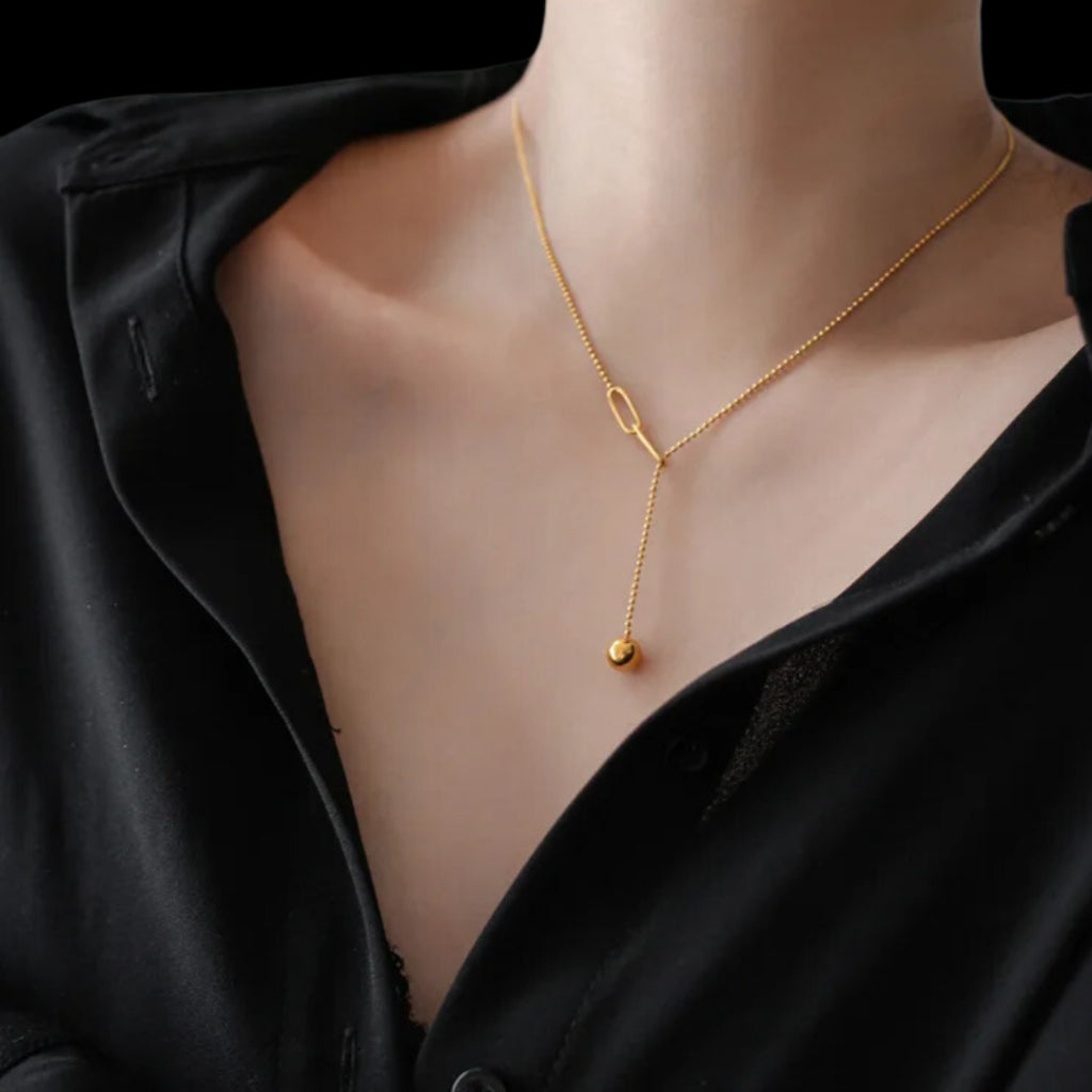 Theo Necklace
