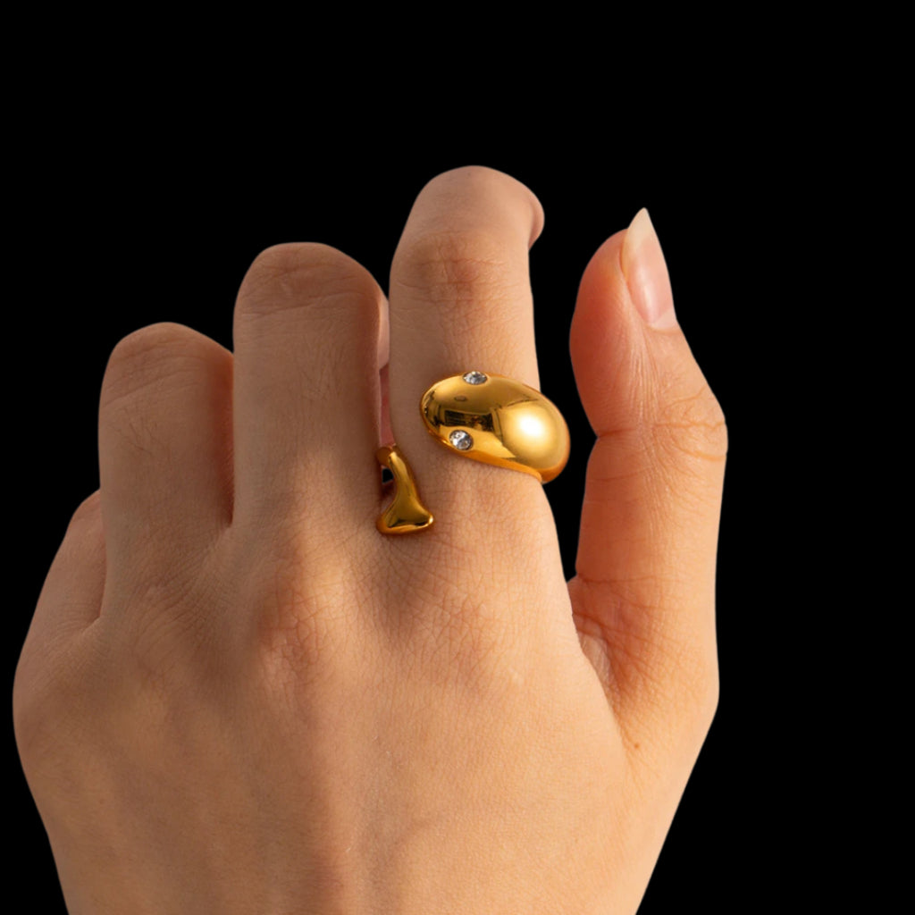 Anya Ring