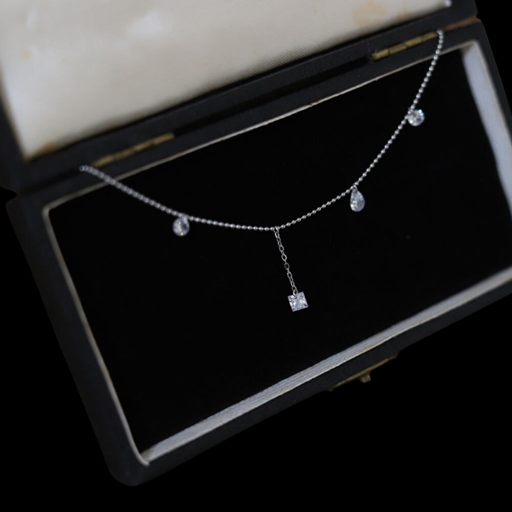 Tallie Necklace