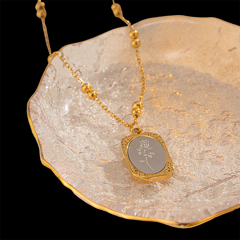Duru Necklace