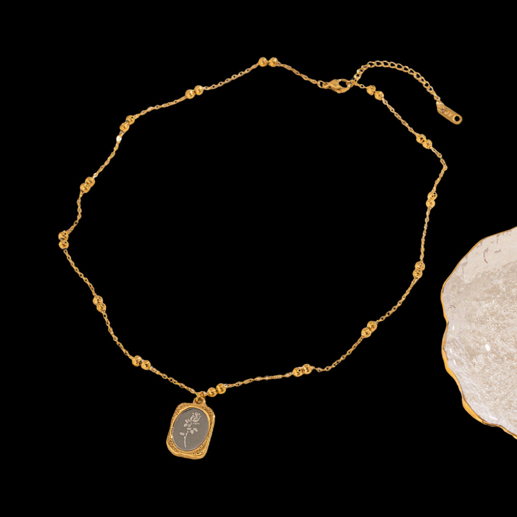 Duru Necklace