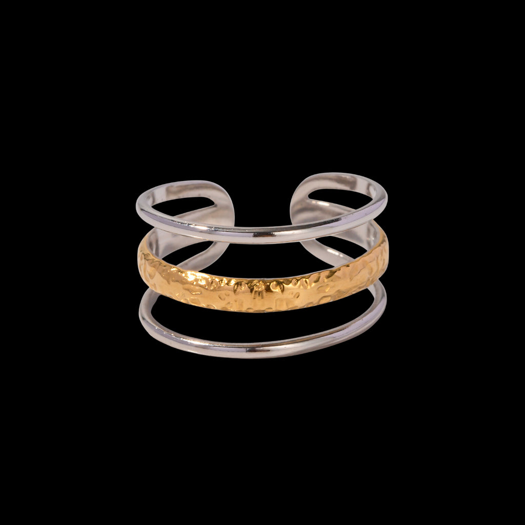 Zia Ring