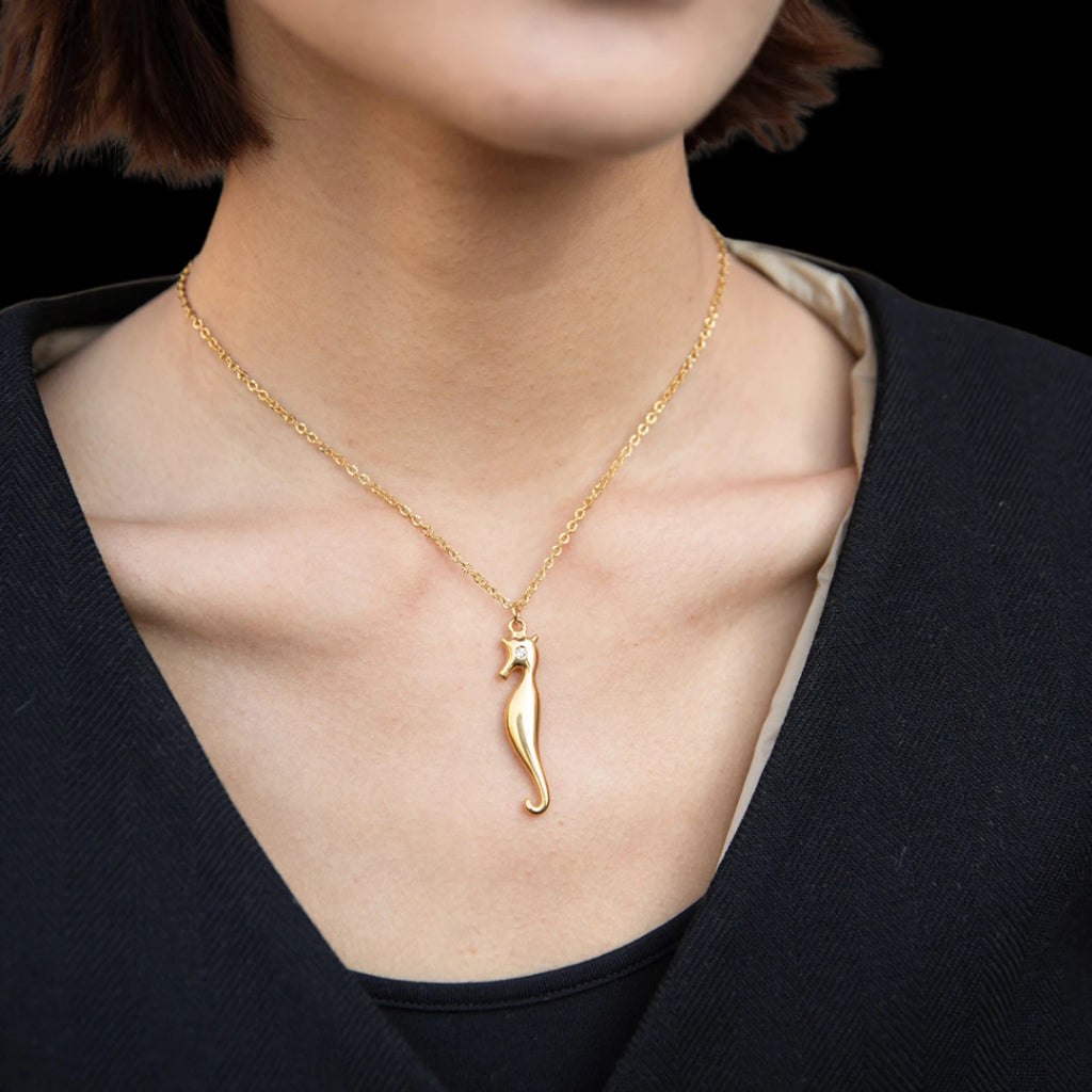 Avila Necklace