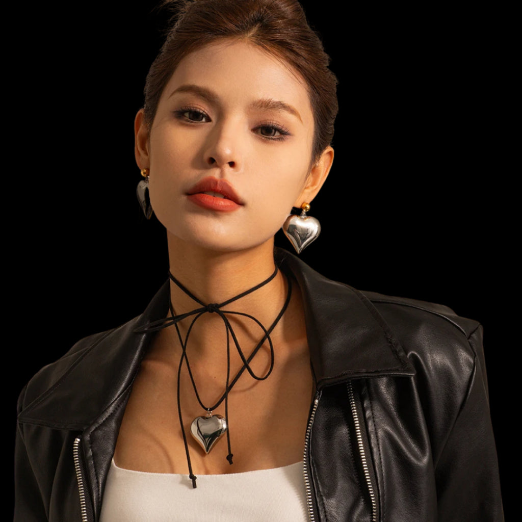 Hati Necklace