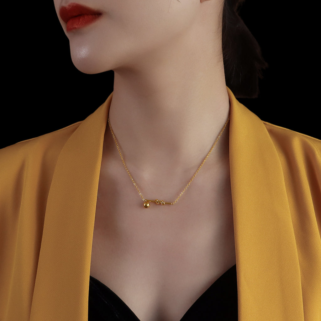 Bond Necklace