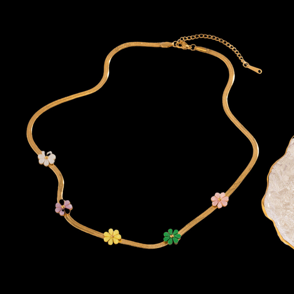 Cely Necklace