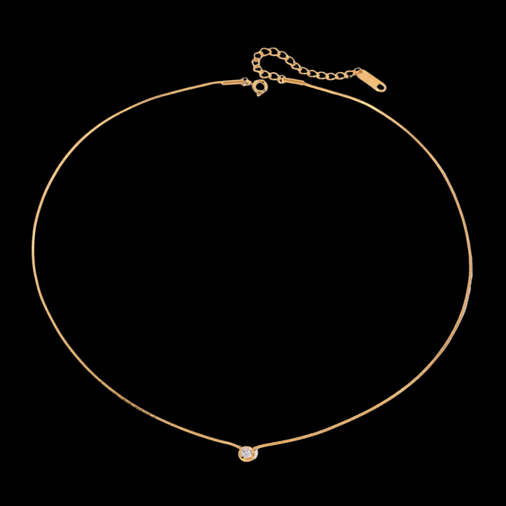 Vio Necklace