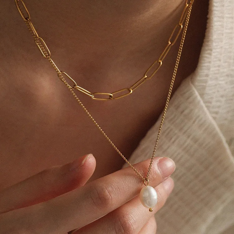 Lita Necklace