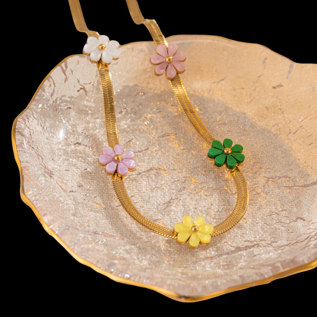 Cely Necklace