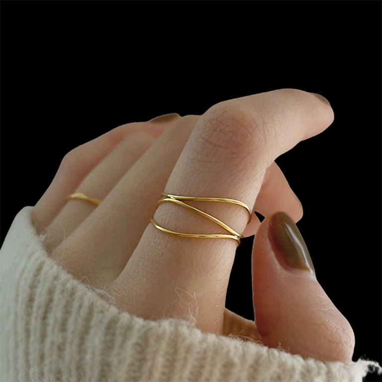 Millie Ring