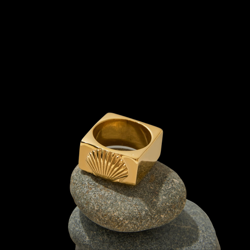 Gleam Ring
