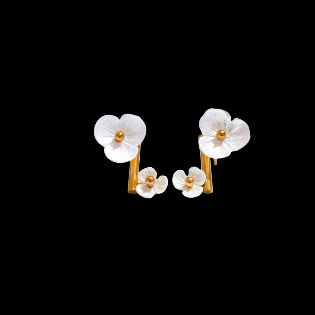 Akako Earrings