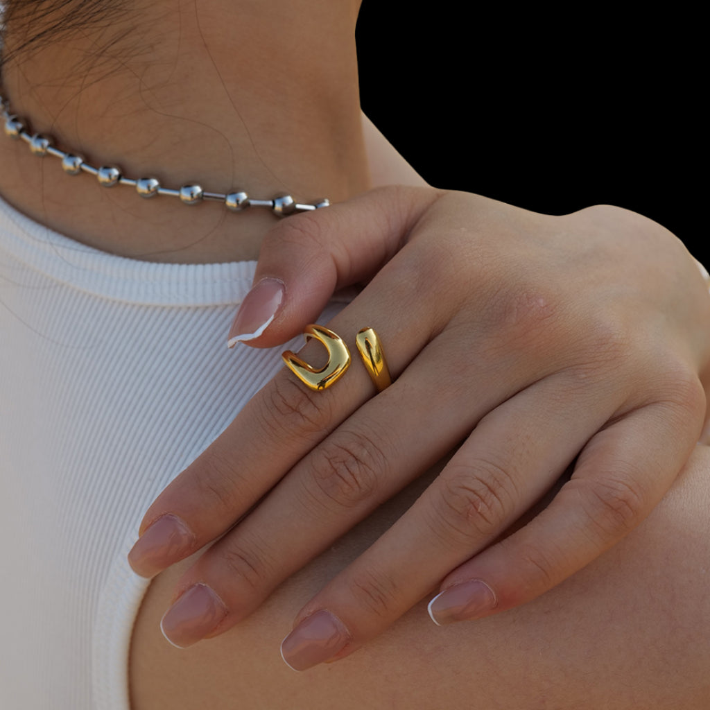 Curva Ring