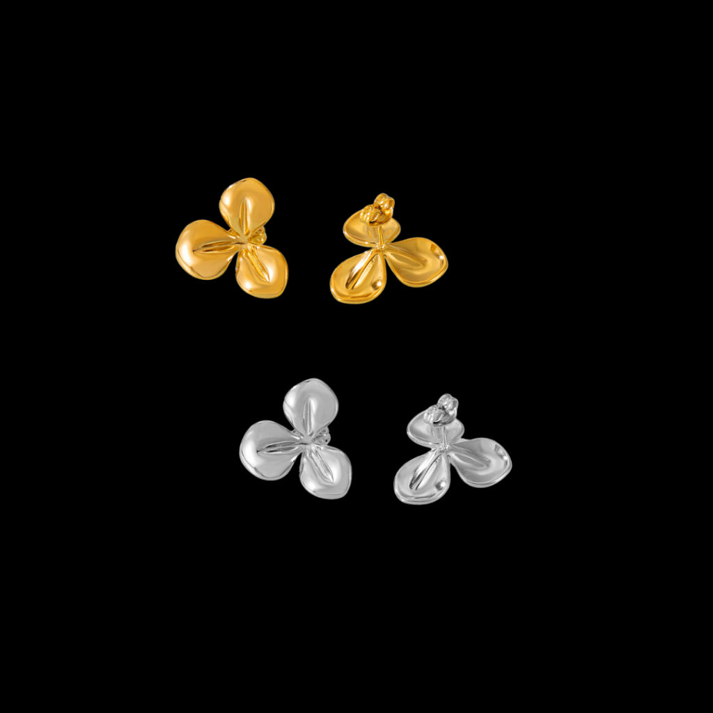 Avila Necklace