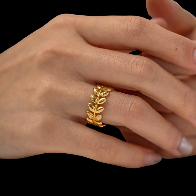 Aphrodite Ring