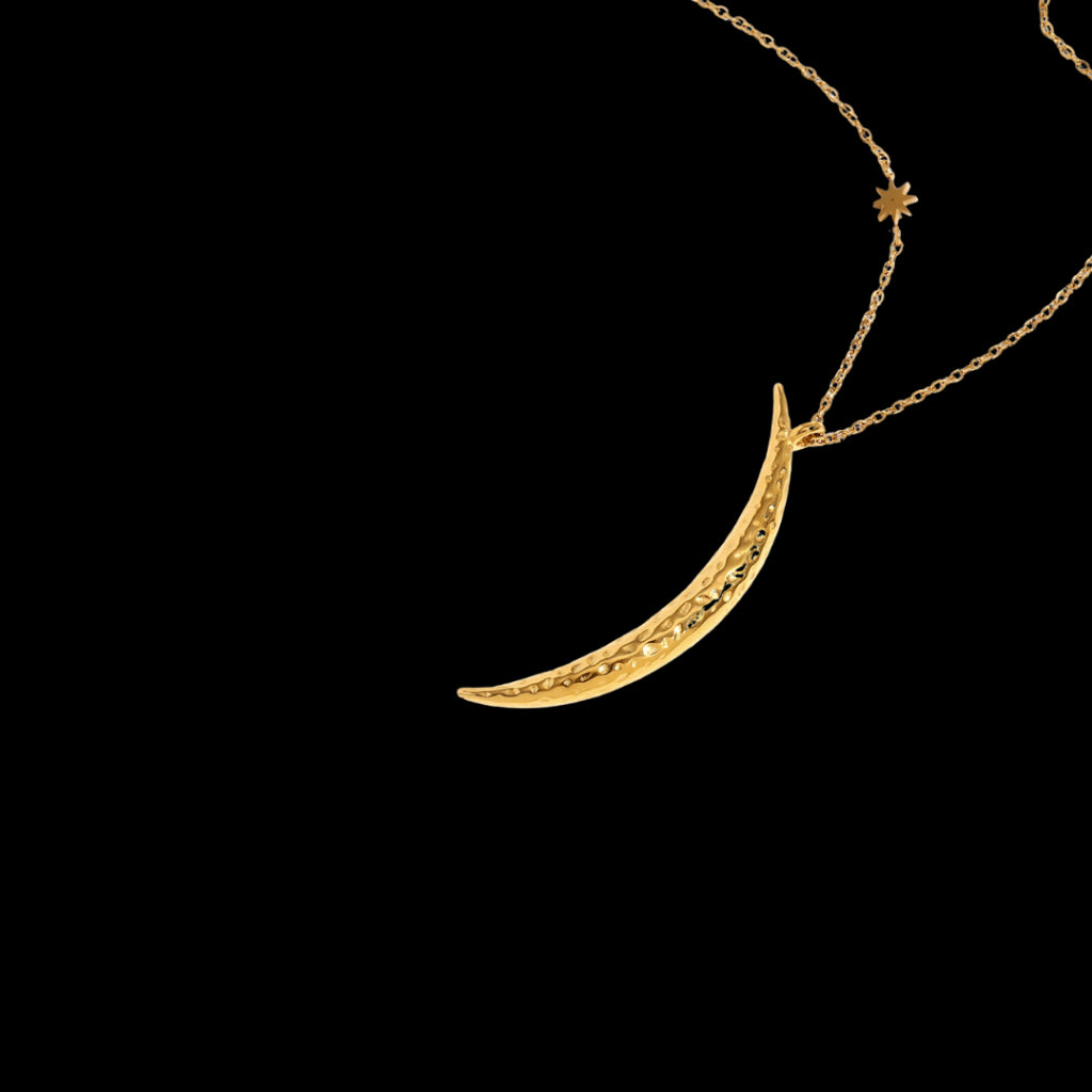 Uve Necklace