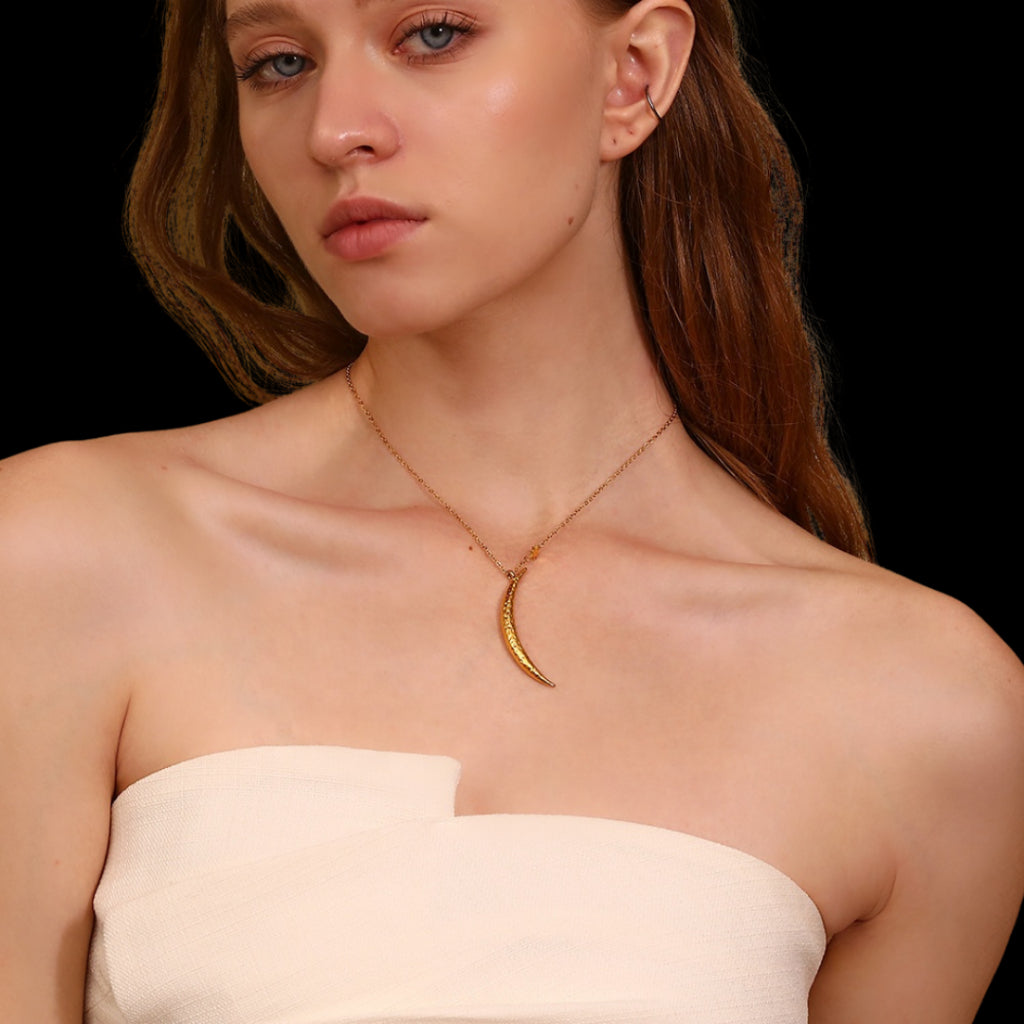Uve Necklace