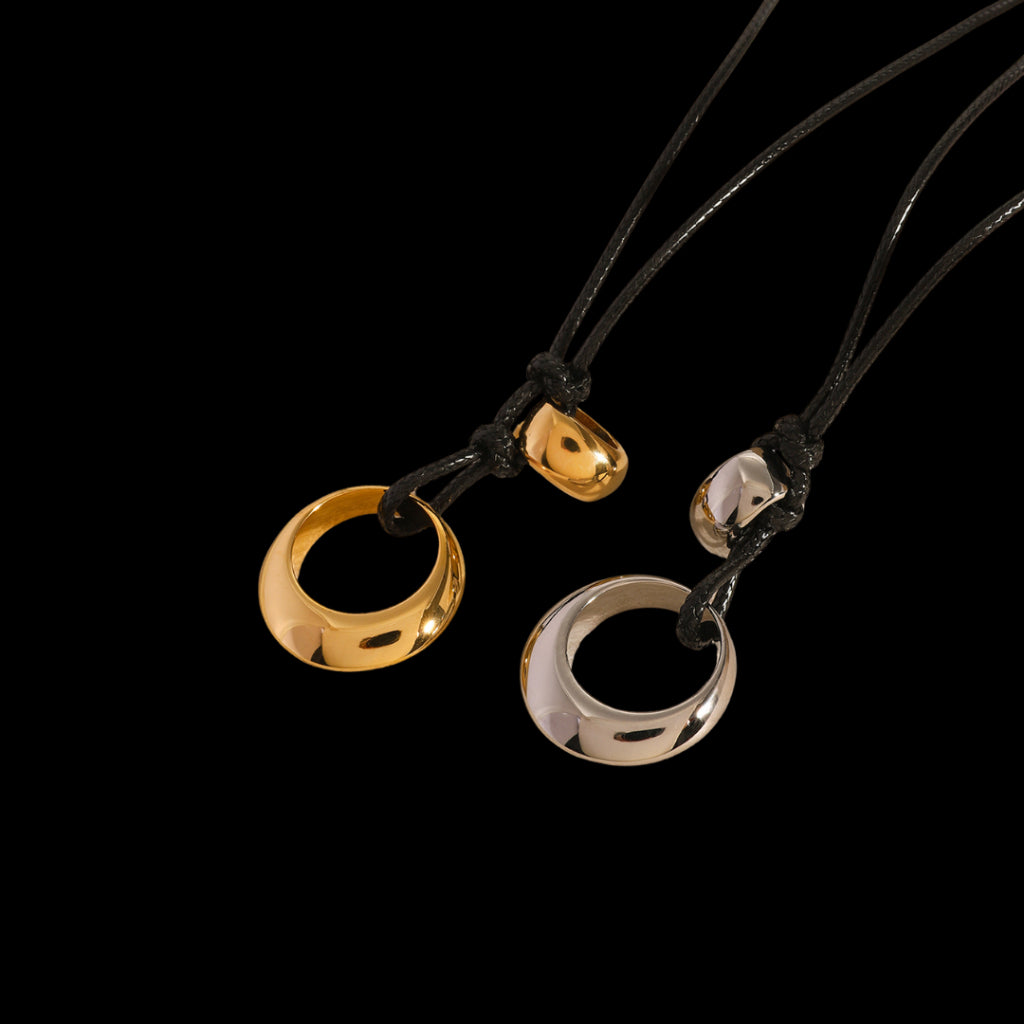 Peat Necklace