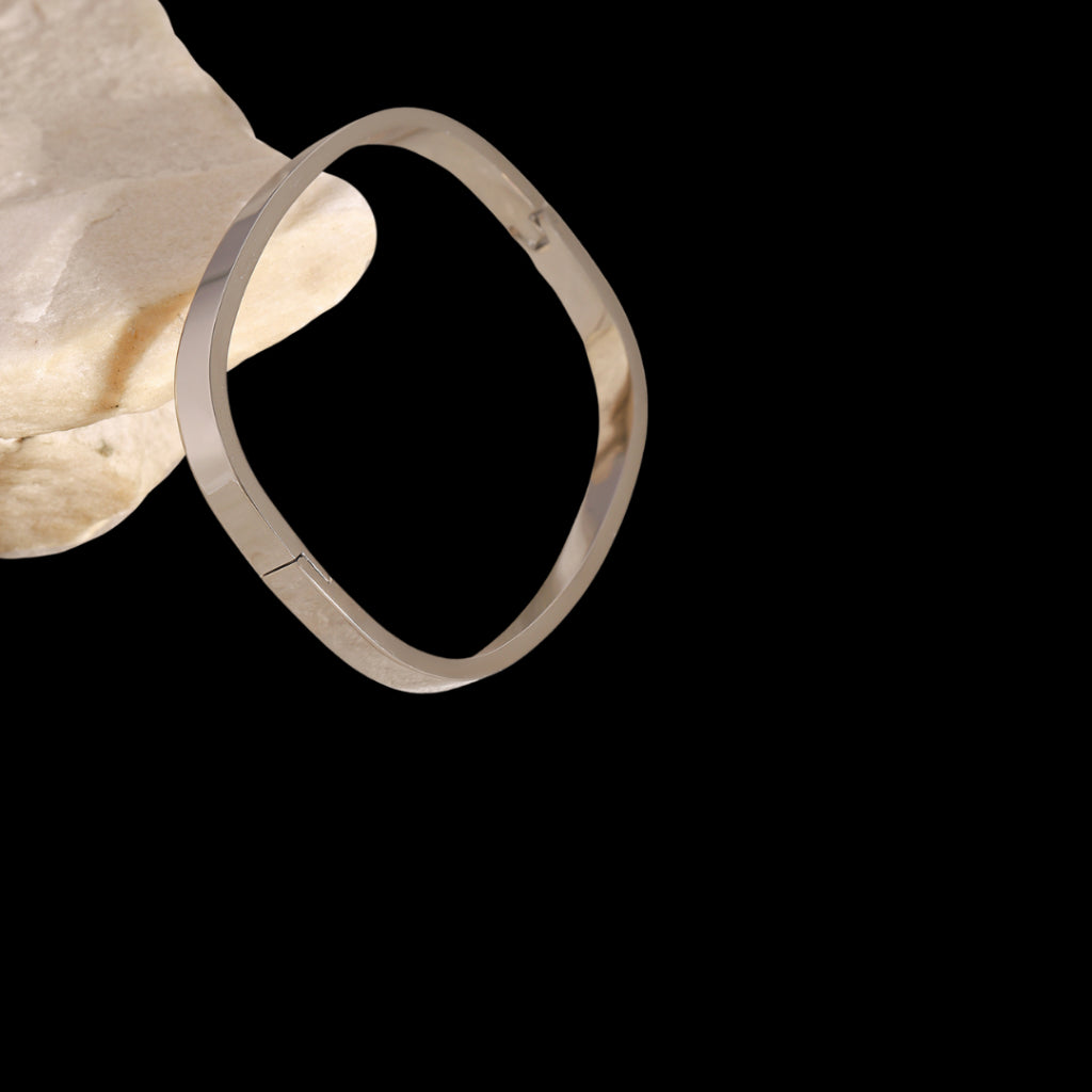 Pien Bracelet