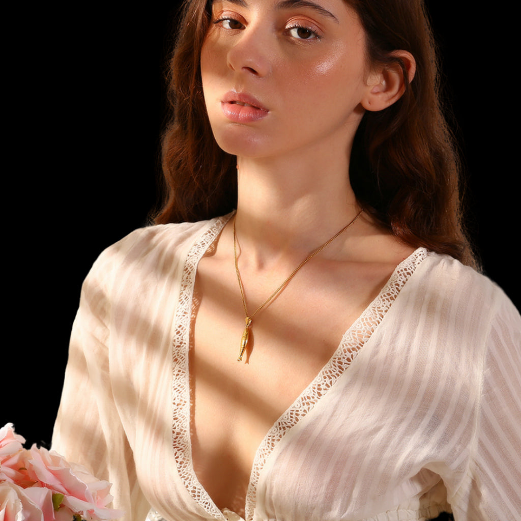 Gyo Necklace