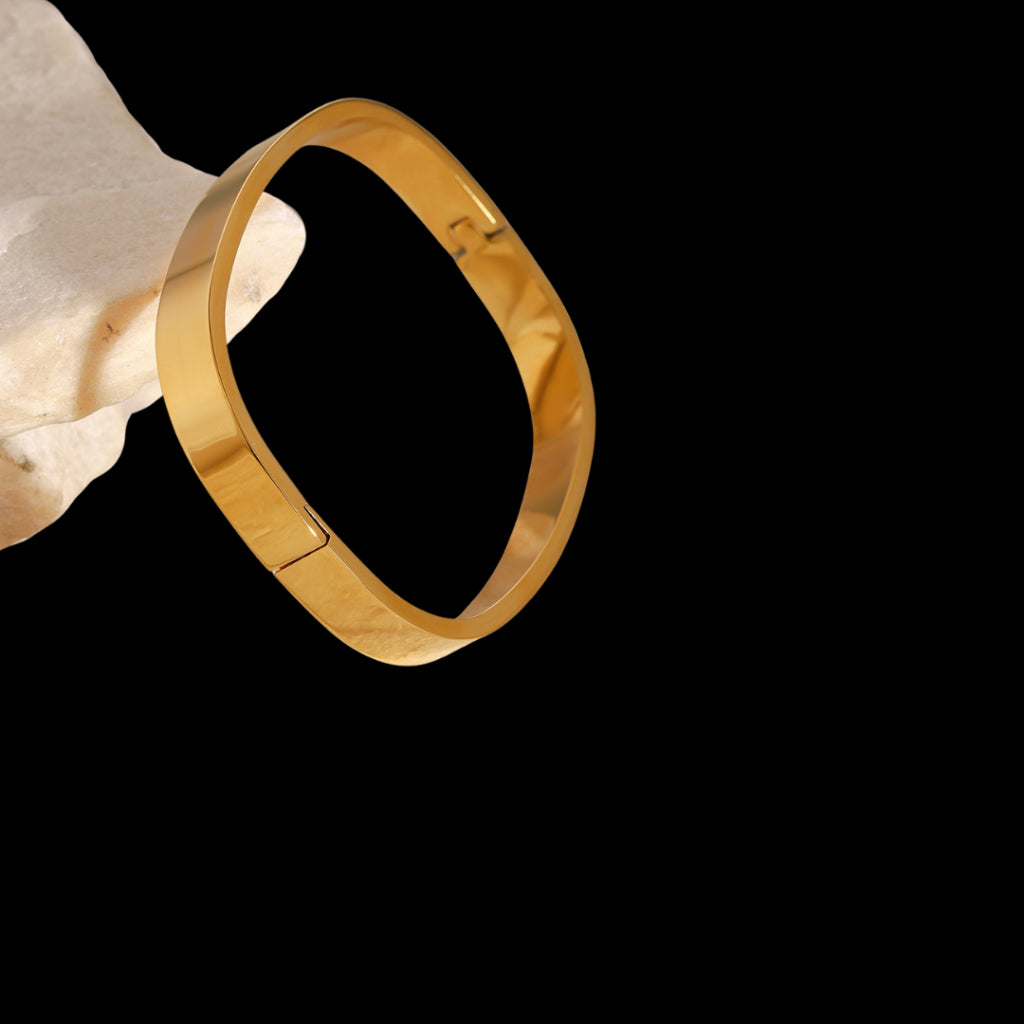 Pien Bracelet