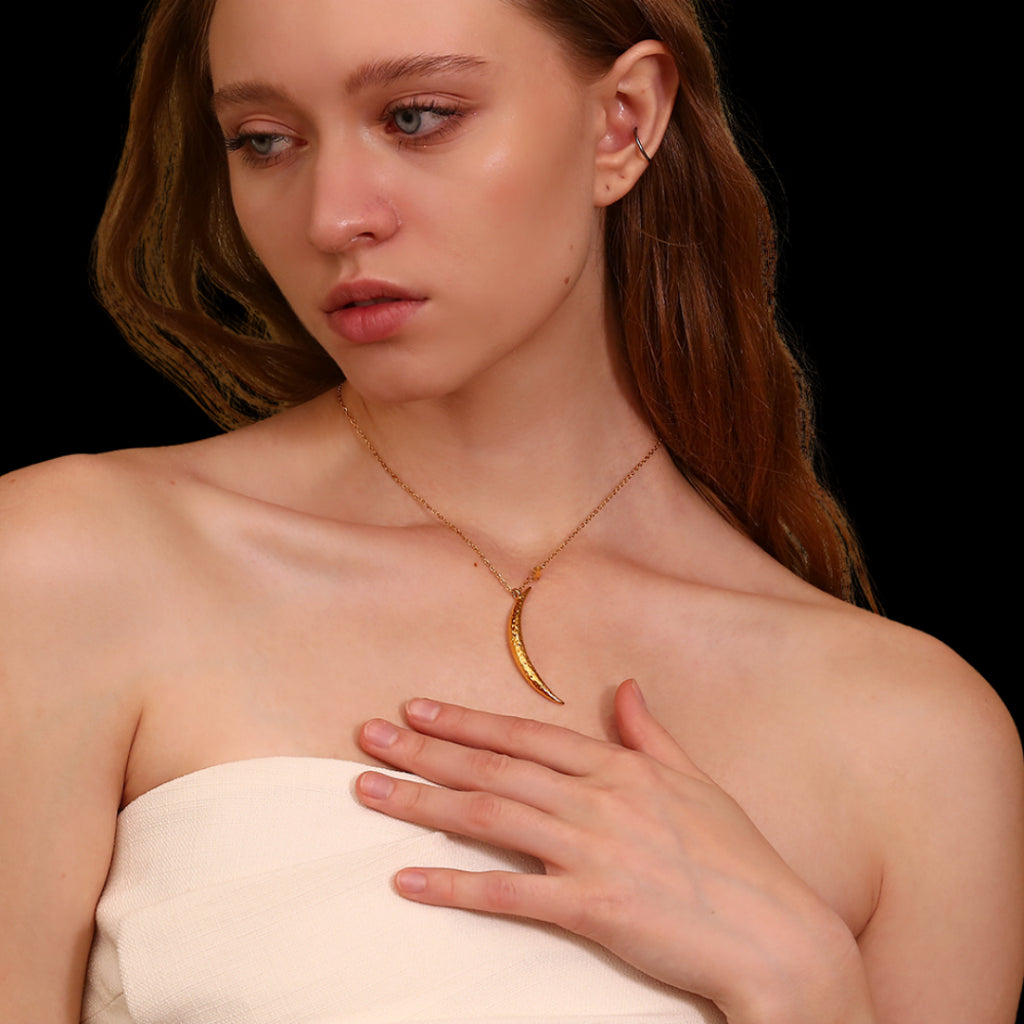 Uve Necklace