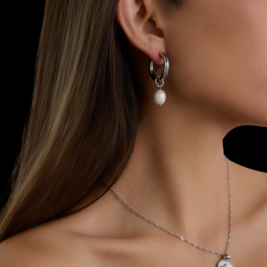 Vaino Earrings