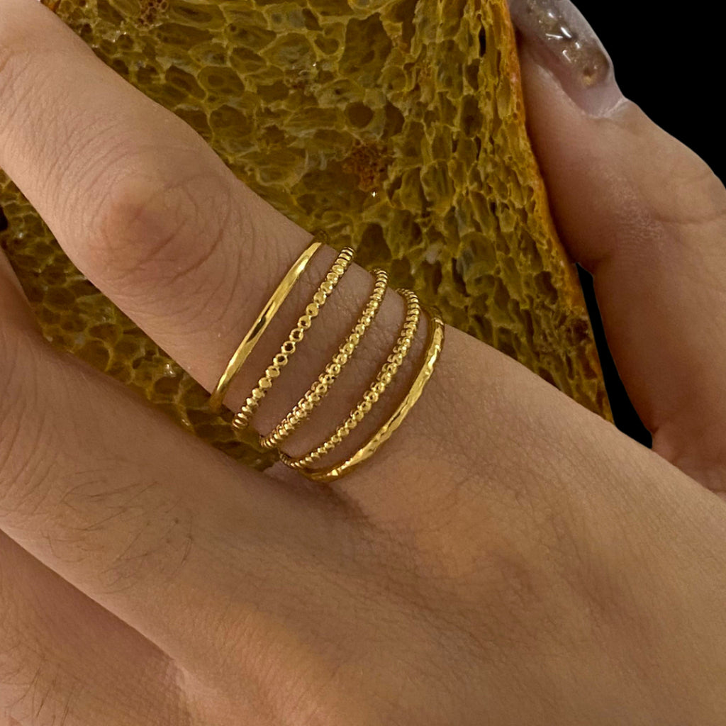 Crose Ring