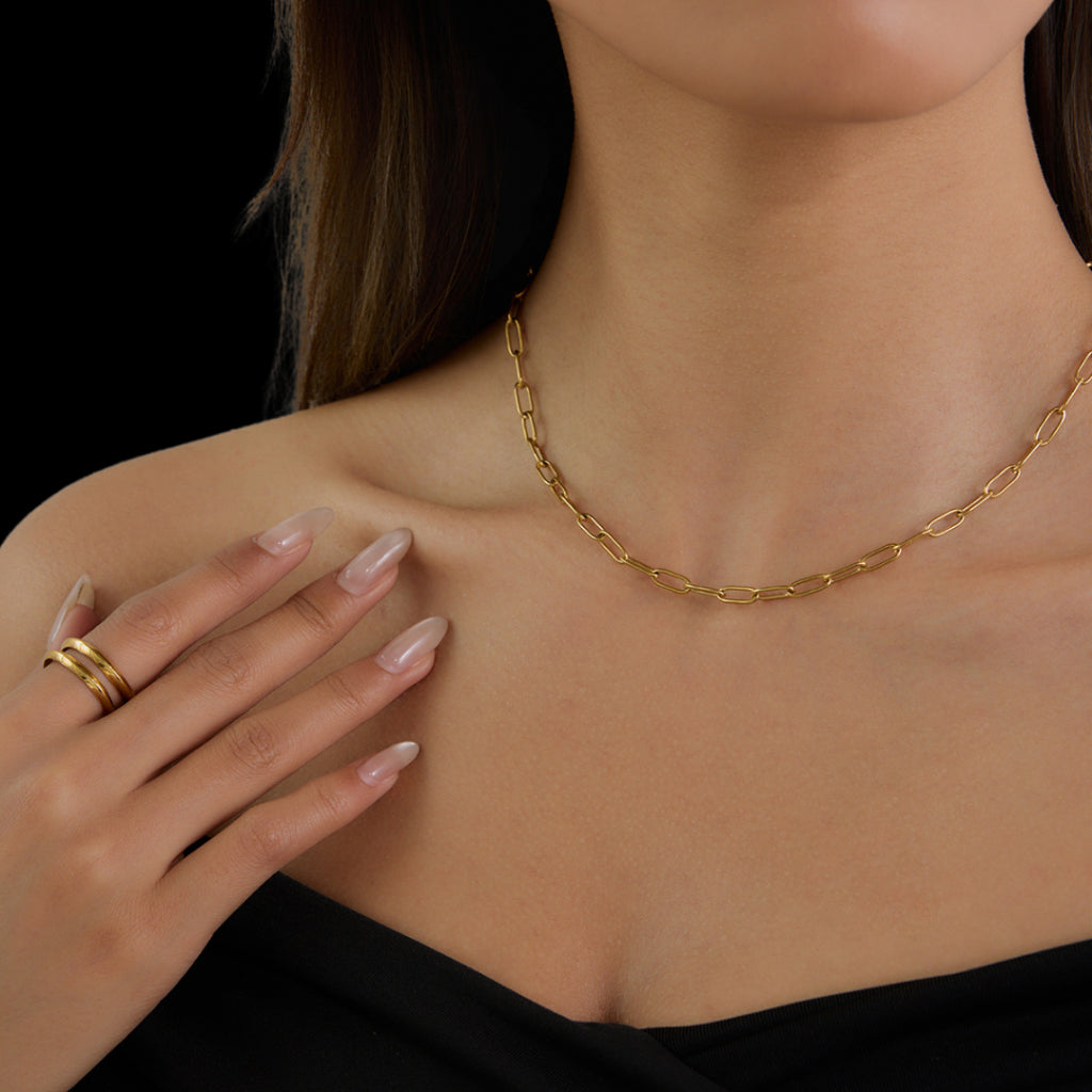 Isno Necklace