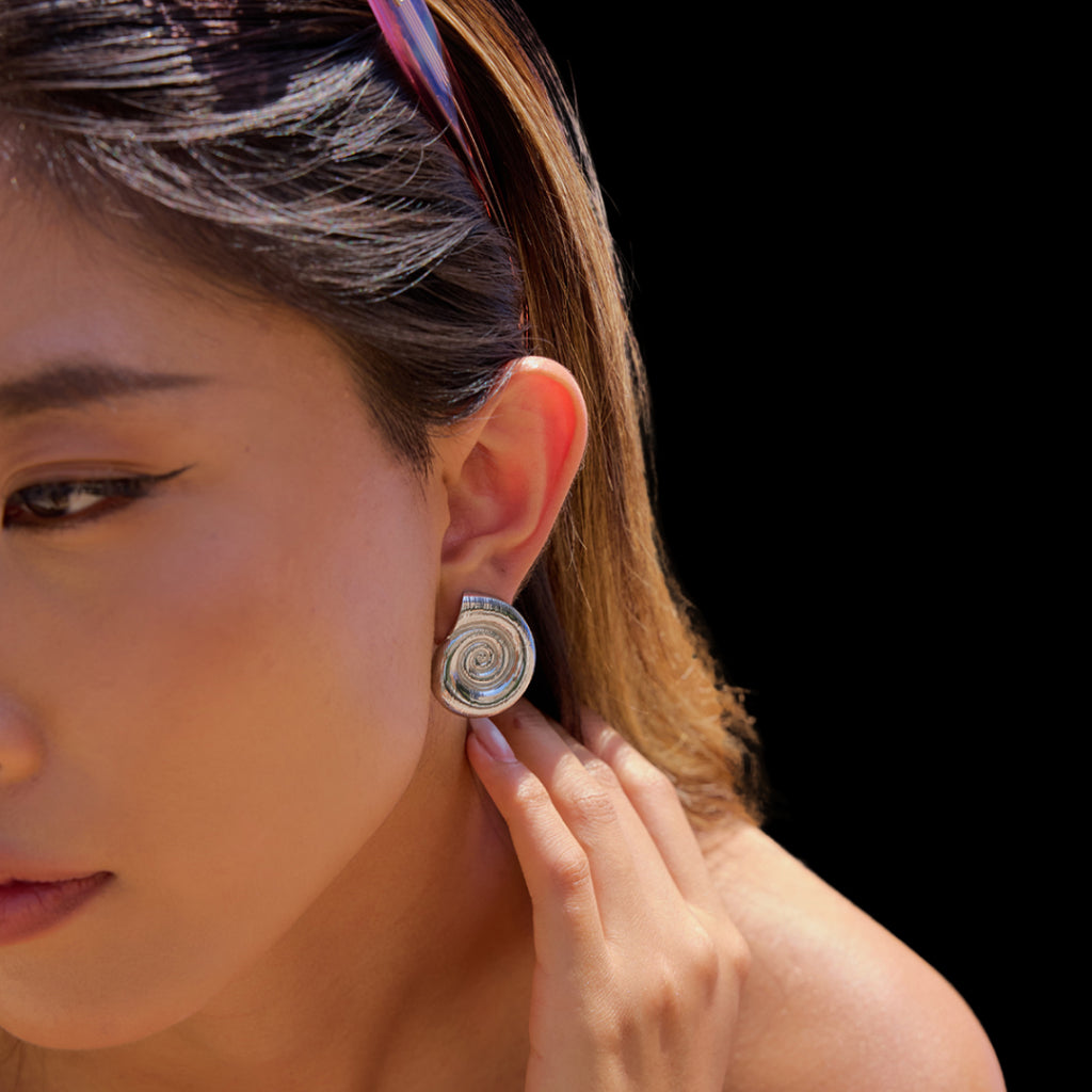 Loloe Earrings
