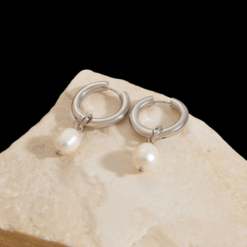 Vaino Earrings
