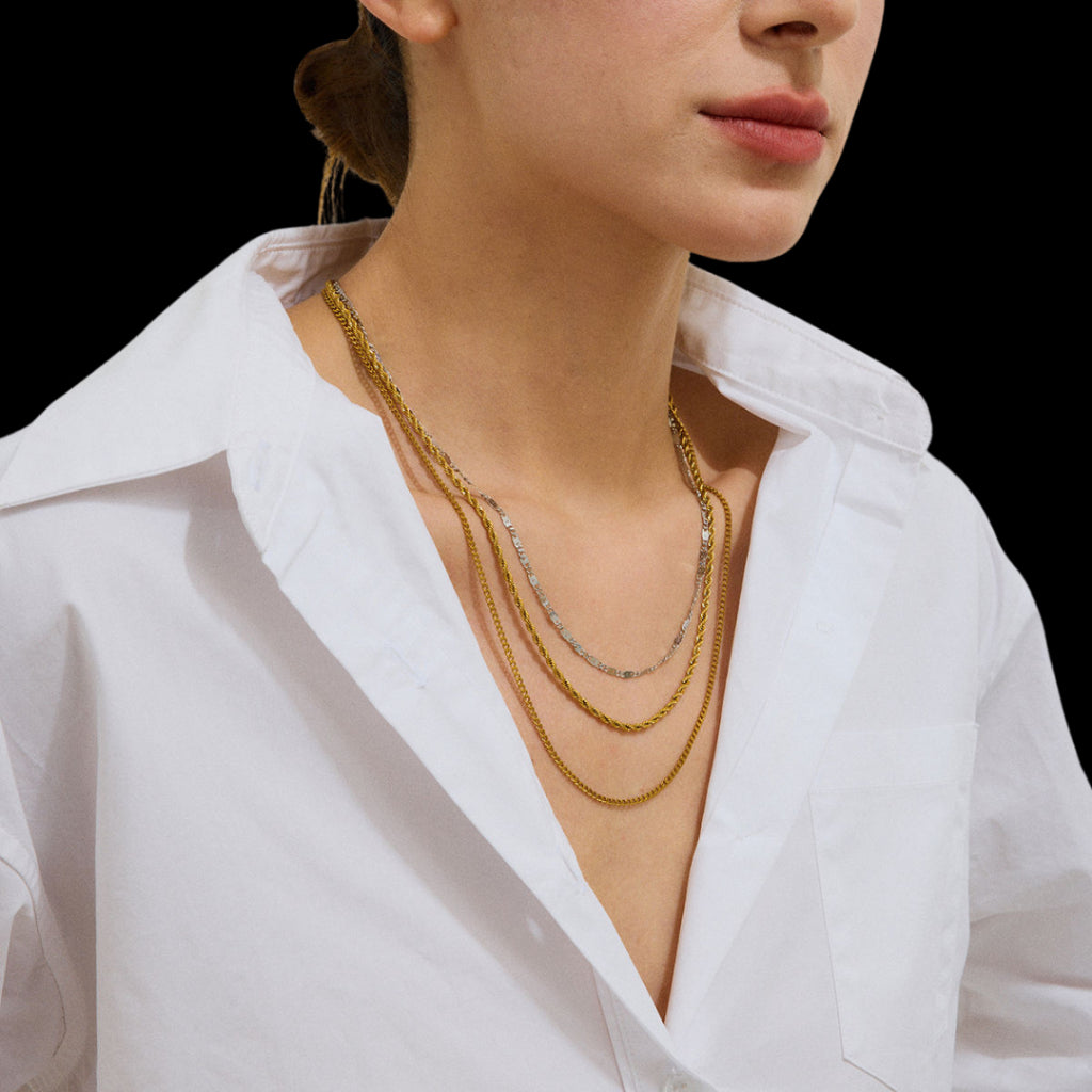 Capa Necklace