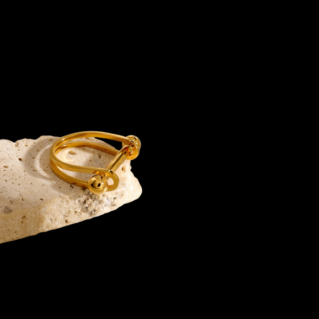 Traces Ring