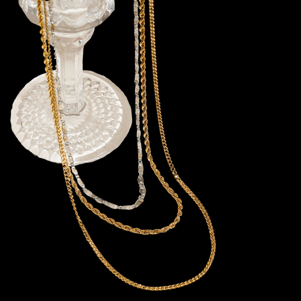 Capa Necklace