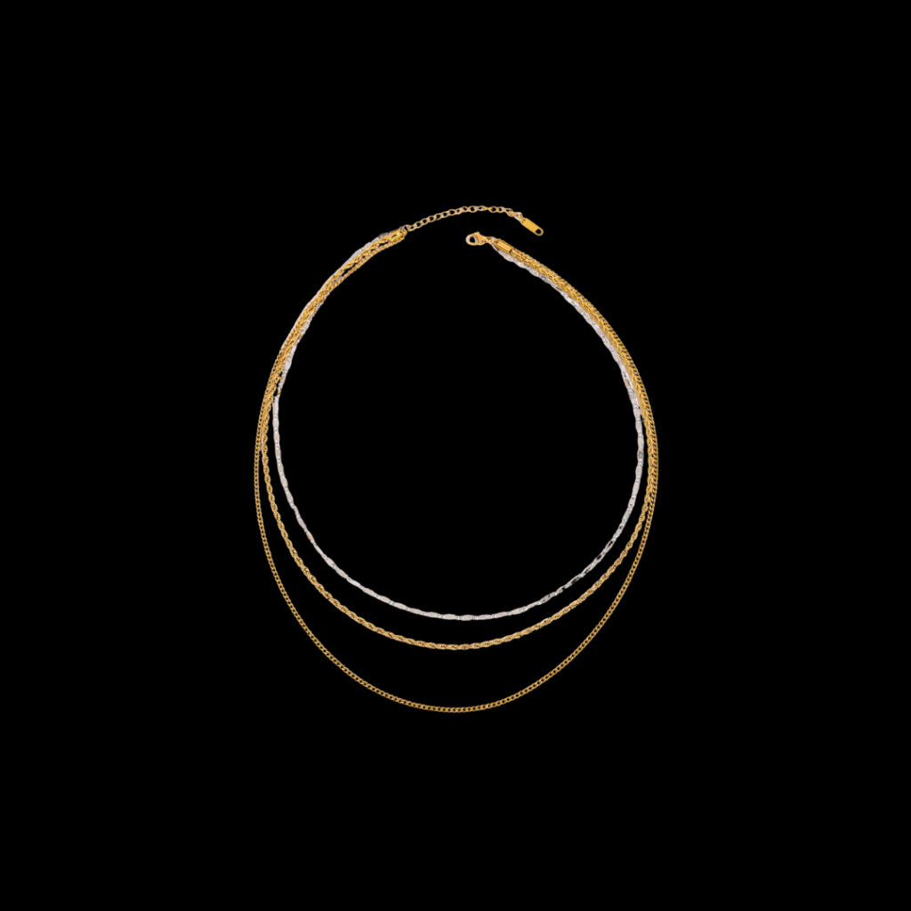 Capa Necklace