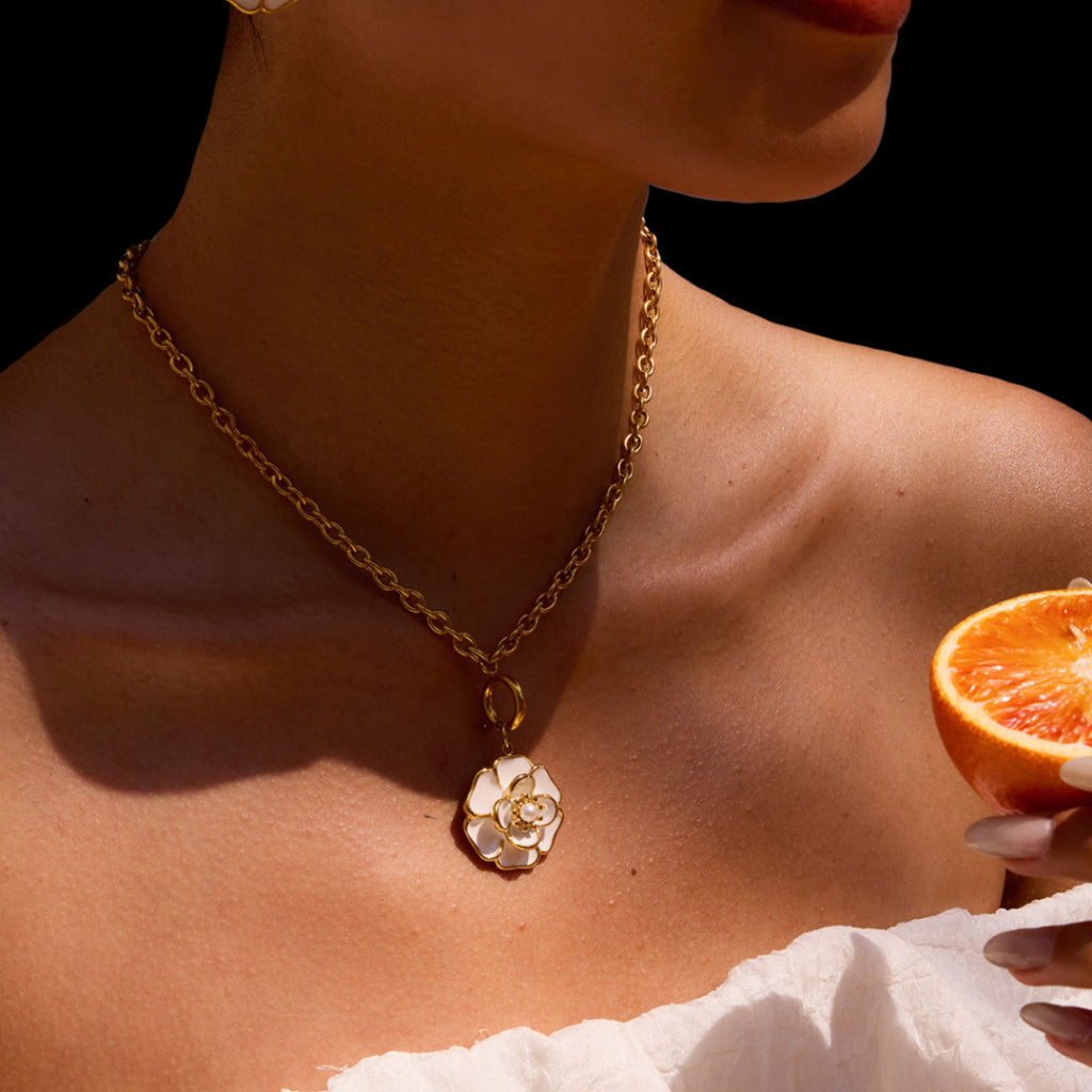 Flos Necklace