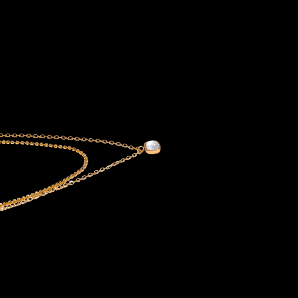 Kare Necklace