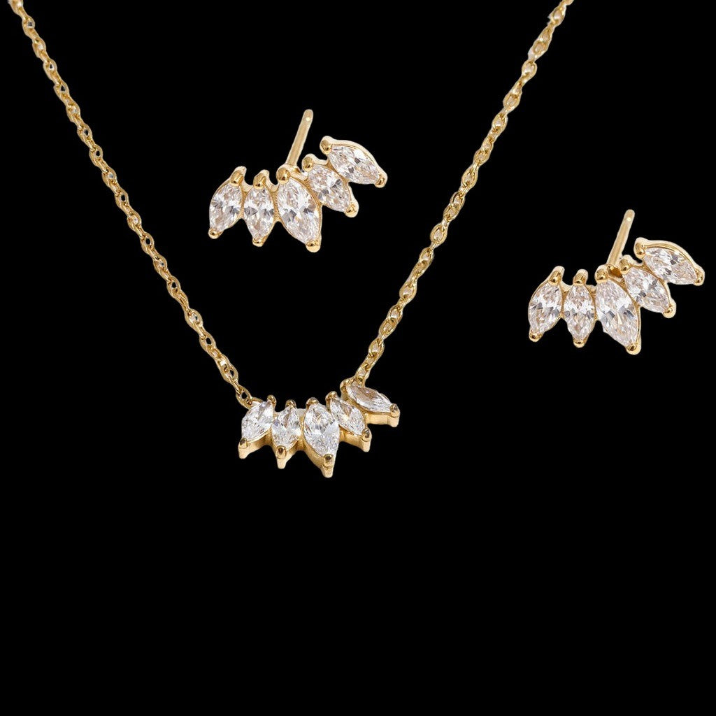 Kyo Necklace