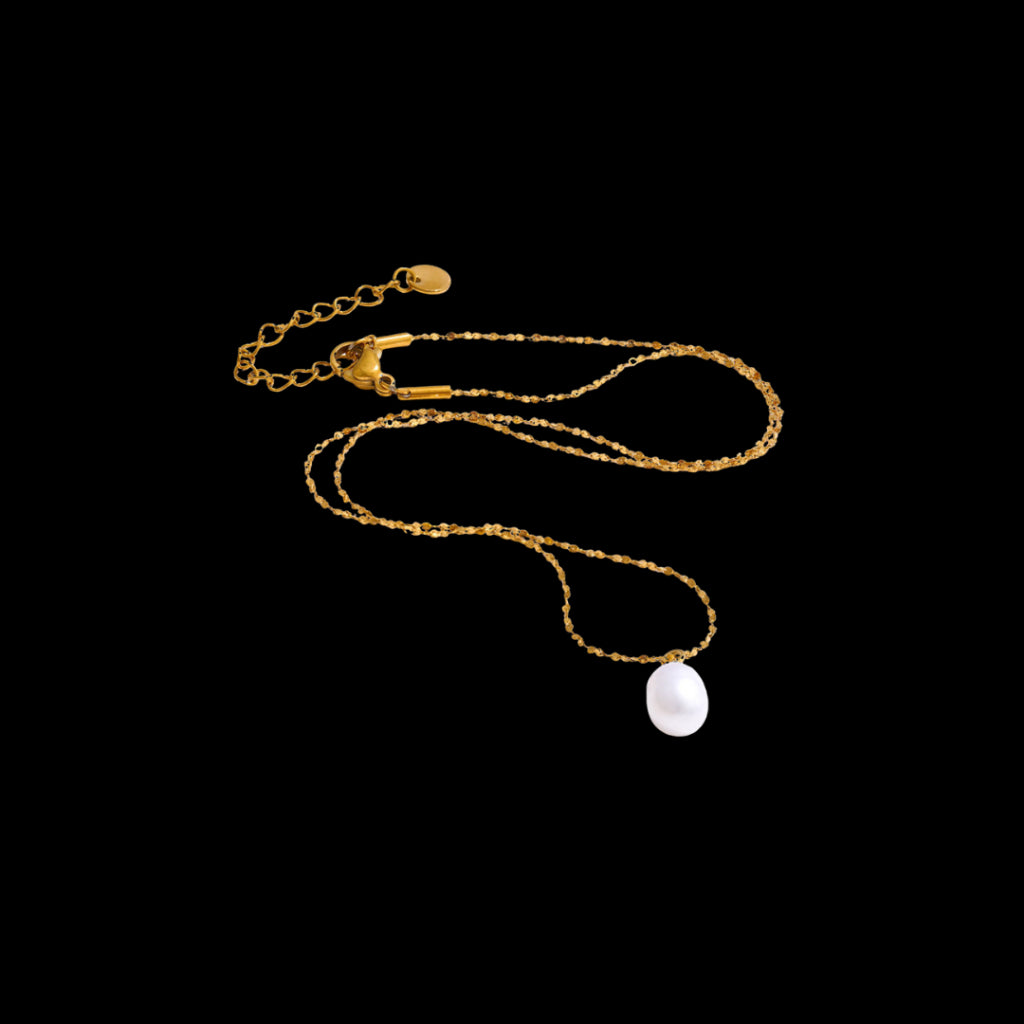 Momi Necklace