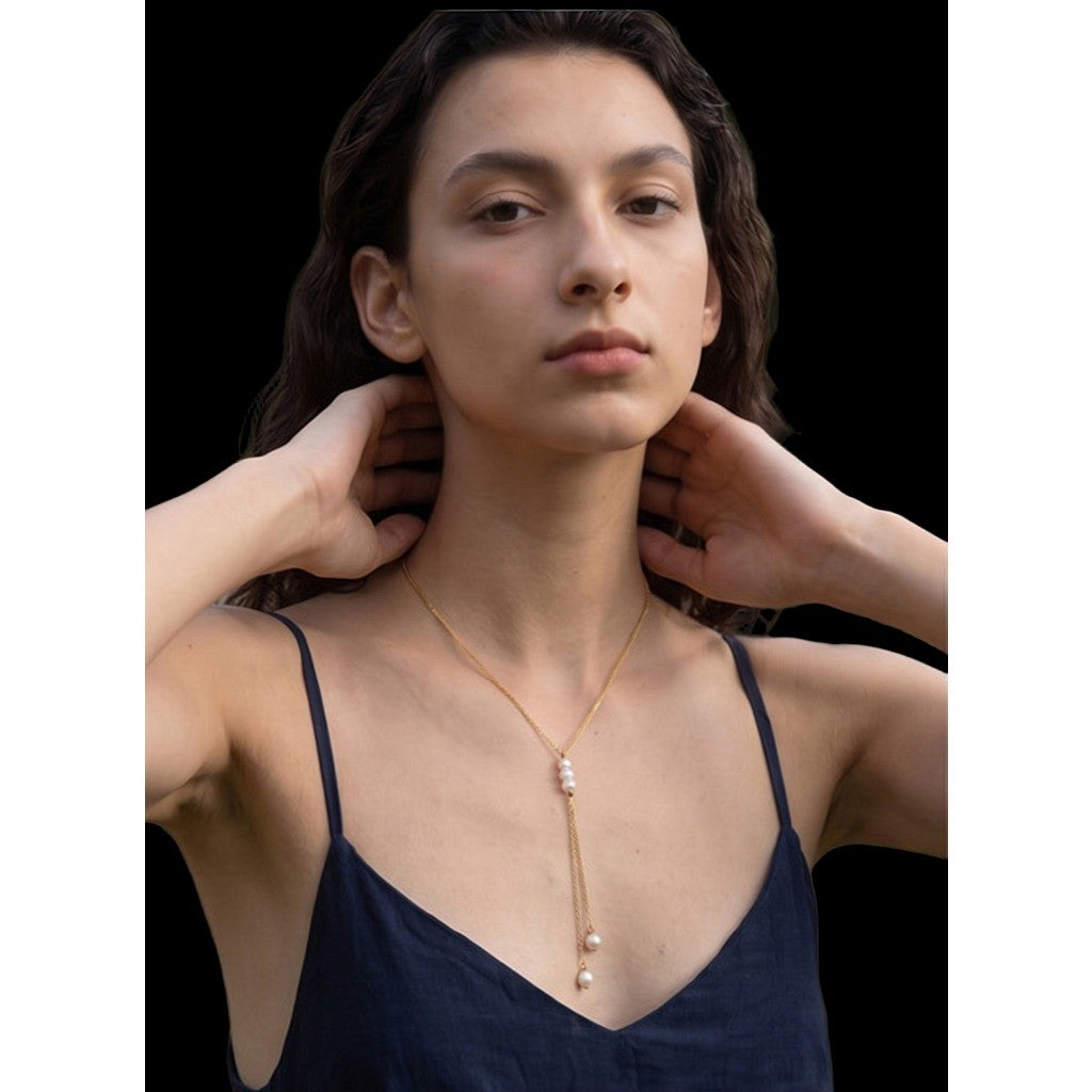 Suzu Necklace