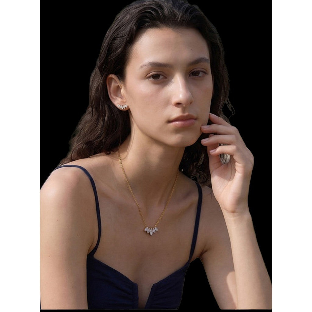 Kyo Necklace